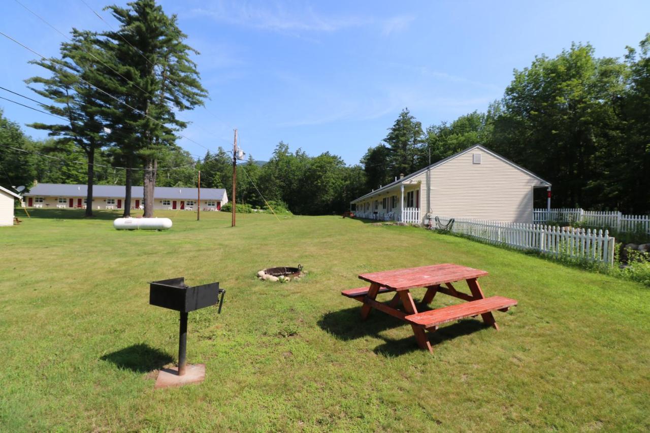 The Villager Motel Bartlett Exterior photo
