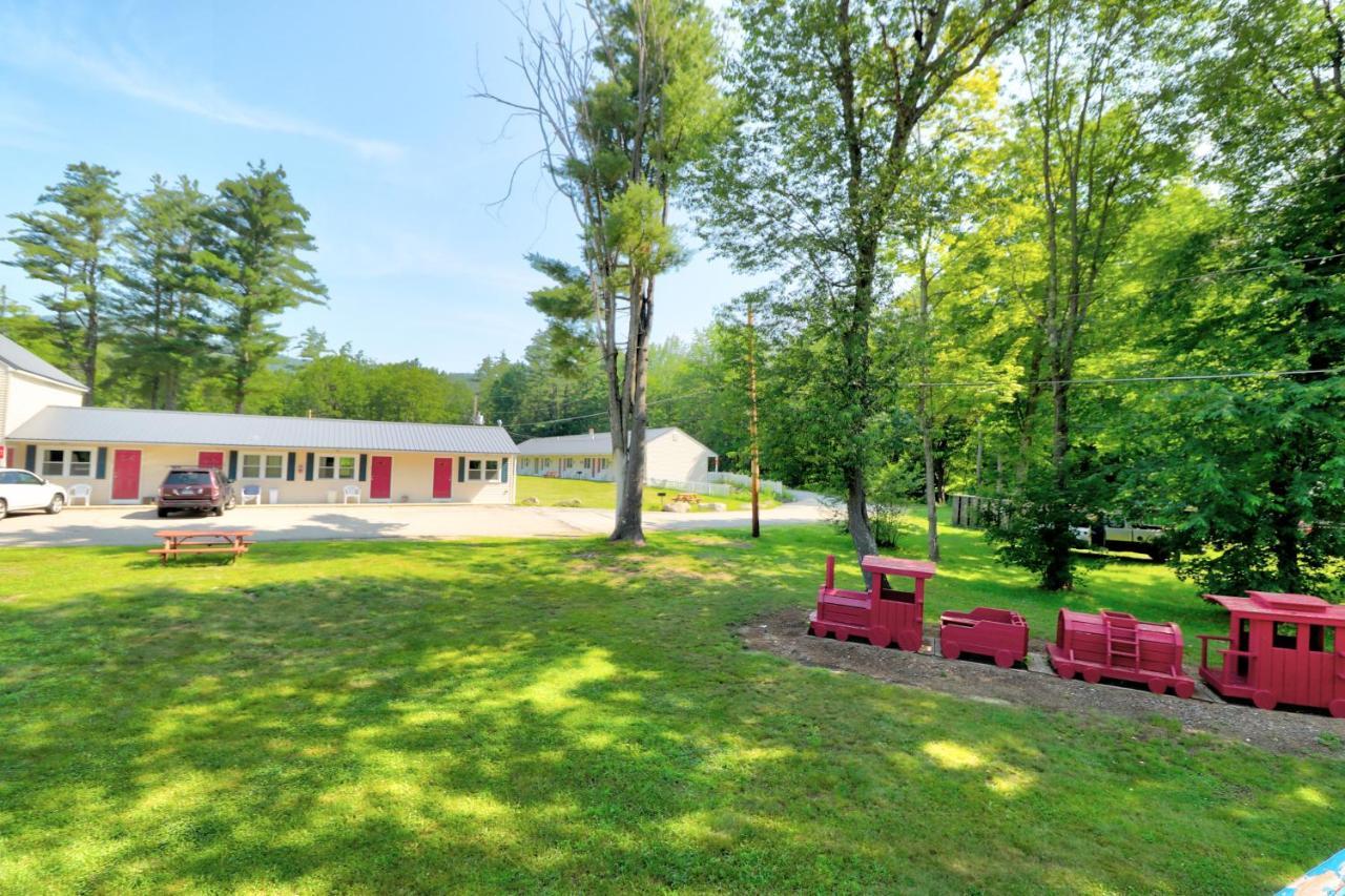 The Villager Motel Bartlett Exterior photo