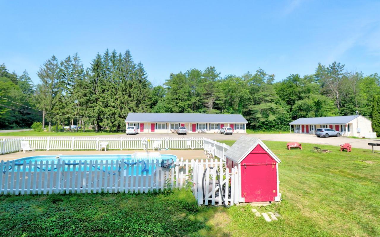 The Villager Motel Bartlett Exterior photo